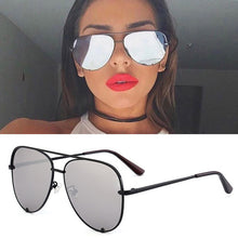 Load image into Gallery viewer, Sleek Aviator - Kazzi Boutique